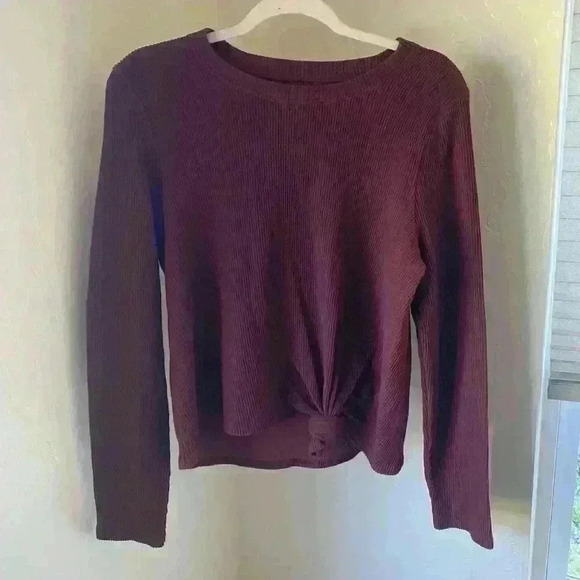 Madewell Tops - Madewell Texture & Thread Jacquard Knot-Front Top Burgundy Sz M
